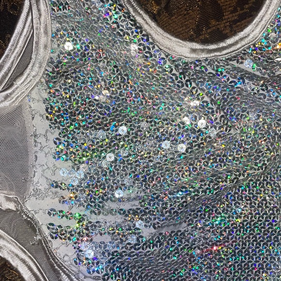 Brand new size small exotic wear/dance wear/one piece true to pictures - Picture 4 of 14